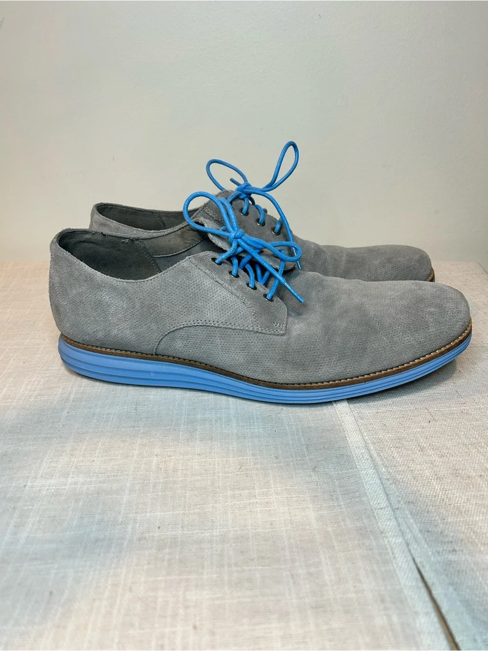 Cole Haan Grand OS Men's Gray Suede Derby Shoes with Blue Accents
